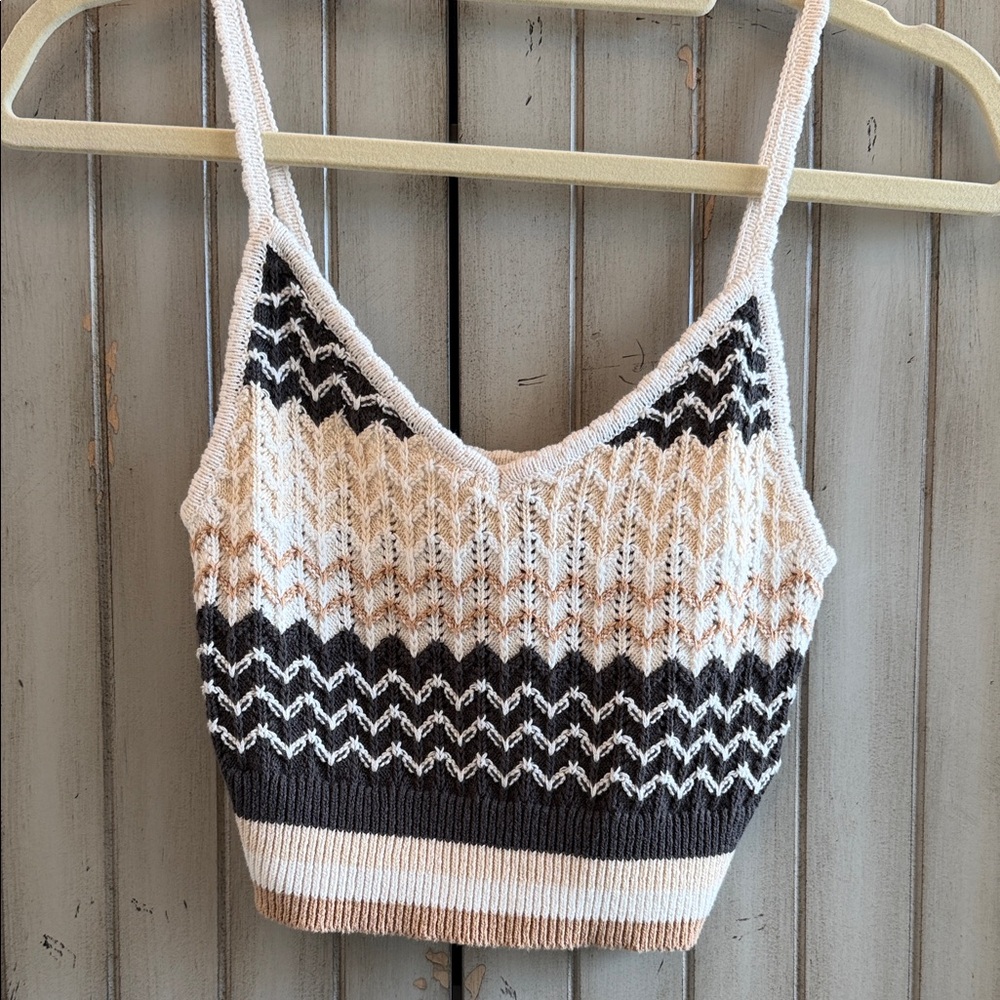 American Eagle Outfitters Chevron Knit Crop Top - Black, White, Tan